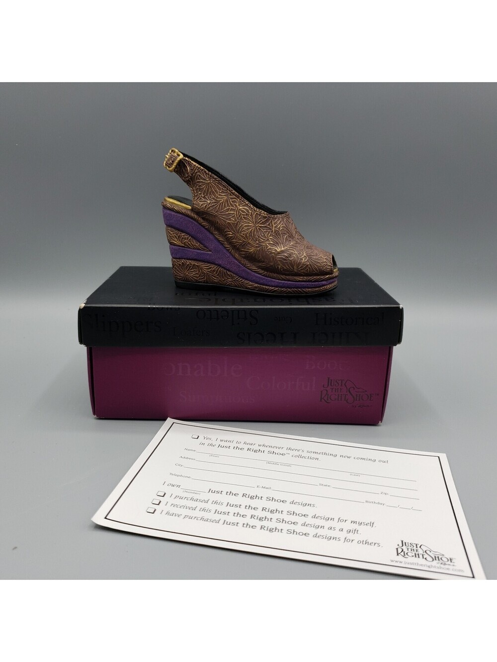 Just the Right Shoe Figurine Golden Leaf 25098 Raine Platform Gold Purple Box